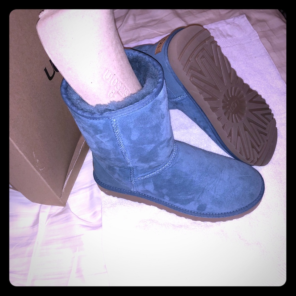 UGG Classic Short II 1016223 Cascade Blue Size 9